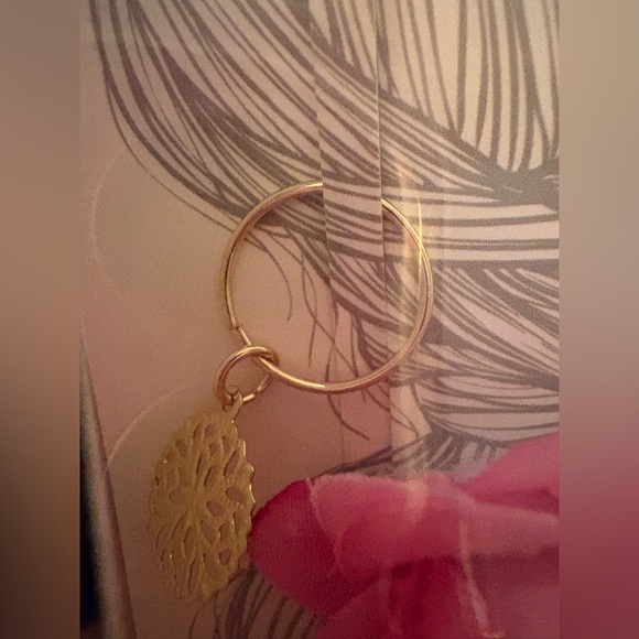 Clueless Makeup Revolution Dionne Hair Accessory Set Pink Flower Gold - Picture 4 of 7